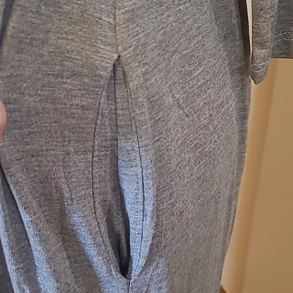 Bellamie NWOT Maxie Dress Size Small Gray Long - Picture 3 of 7